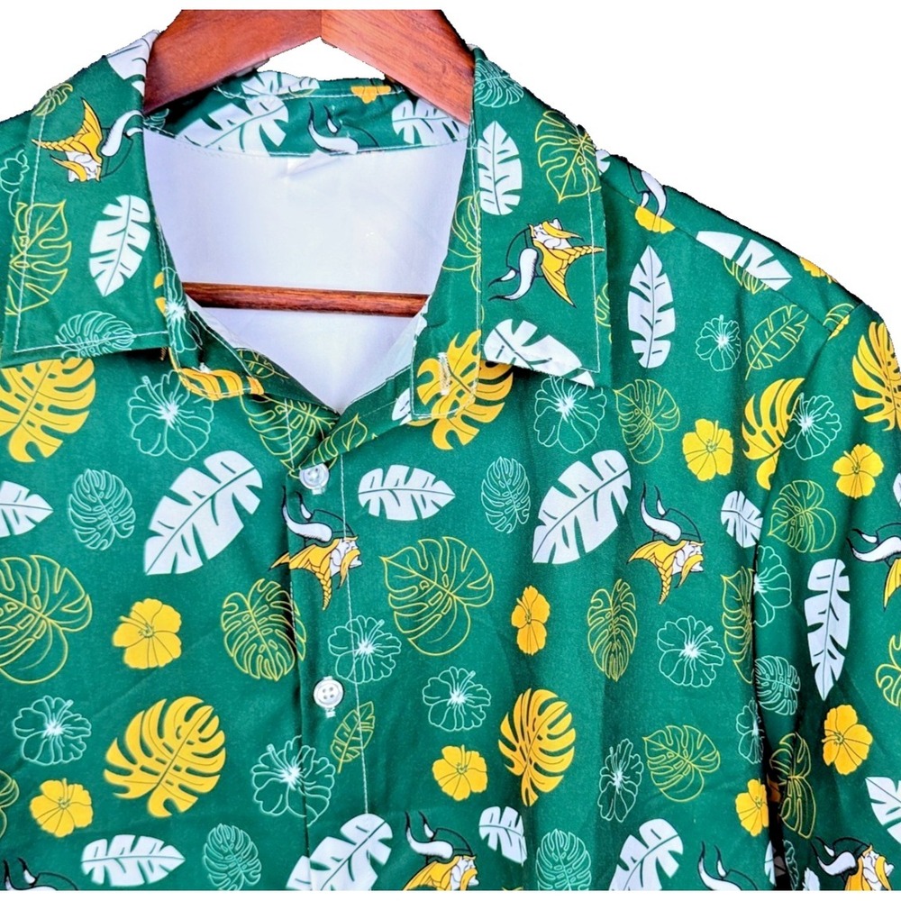 Minnesota Vikings Hawaiian Shirt Mens Large Short Sleeve Tropical Button Up Gree